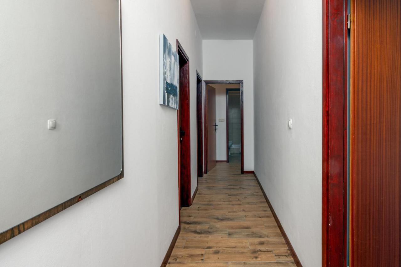 Family Friendly Apartments With A Swimming Pool Valbandon, Fazana - 2201 Štinjan Extérieur photo
